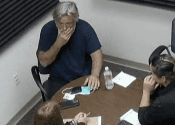 VIDEO: REVELAN LA REACCIóN DE ALEC BALDWIN AL ENTERARSE DE LA MUERTE DE HALYNA HUTCHINS