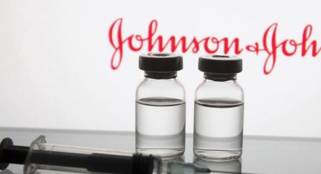 FDA limita uso de la vacuna Johnson & Johnson