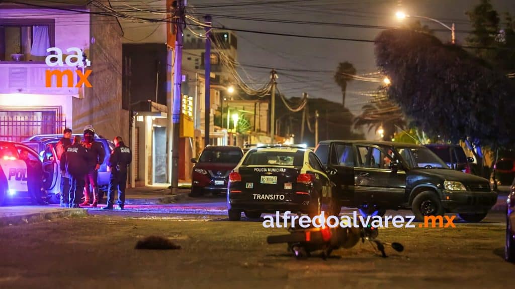 ATACAN A HOMBRE A INTERIOR DE RESTAURANTE DE MARISCOS