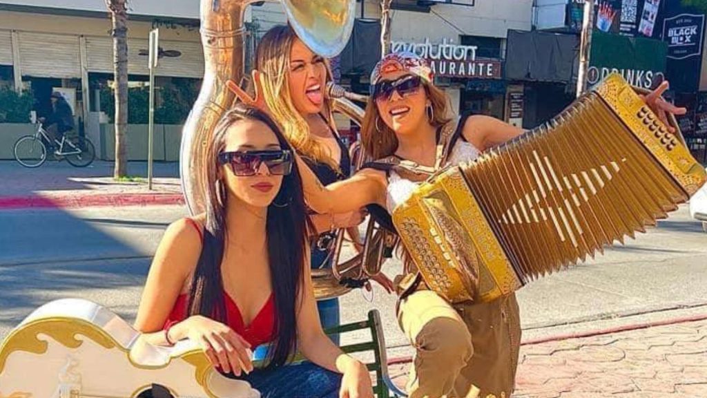Asaltan-atacan-brutalmente-grupo-musical-en-Tijuana