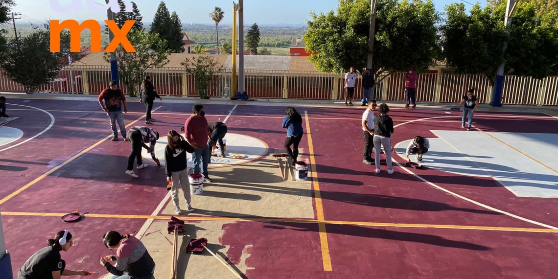 REHABILITA IMJUV CANCHAS DE LA PREPARATORIA MUNICIPAL