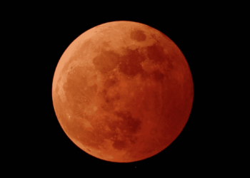 ESTE DOMINGO HAY ECLIPSE LUNAR, SERá LA "LUNA DE SANGRE"