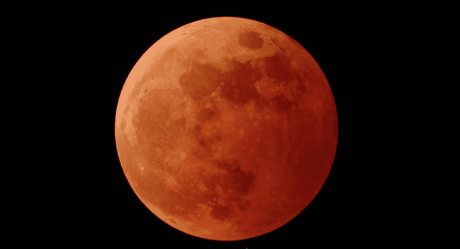 Este domingo hay eclipse lunar, será la "Luna de sangre"