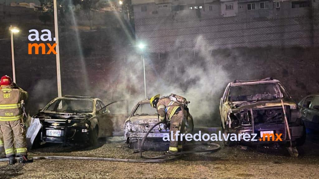 Secretaria-de-Seguridad-confirma-incendio-de-tres-patrullas