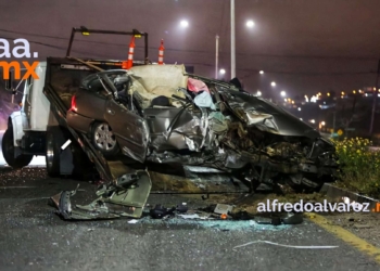 EBRIO AL VOLANTE CHOCA CON TRACTOCAMIóN