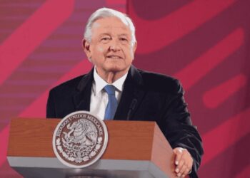 LóPEZ OBRADOR RECHAZA ACUSACIONES SOBRE VíNCULOS CON EL NARCO