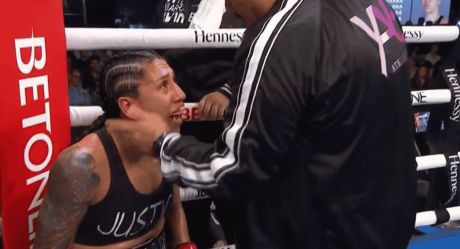 Boxeadora imploró a su entrenador para que parar la pelea
