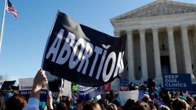 Estados-Unidos-deroga-el-derecho-al-aborto
