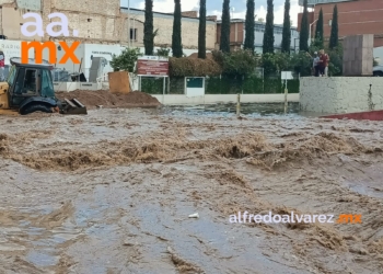 EN NOGALES MULTARáN A QUIENES CRUCEN ARROYOS EN LAS LLUVIAS