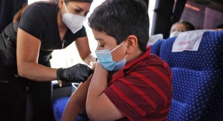 Anuncian vacunación para niños de 5 a 11 años en México