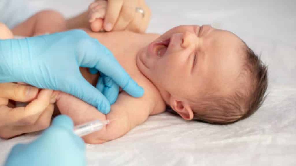 Aprueban-vacunas-anticovid-Pfizer-Moderna-para-bebes