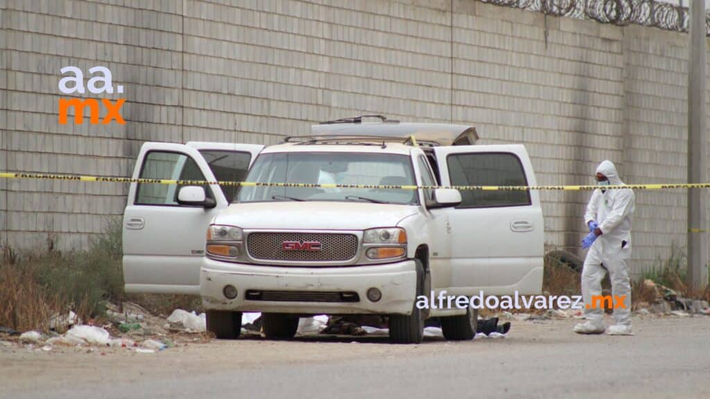 Abandonan-camioneta-Denali-con-varios-cadaveres