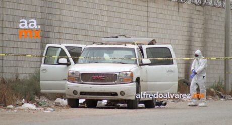 Abandonan camioneta Denali con varios cadáveres