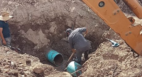 15 colonias sin agua por una fuga