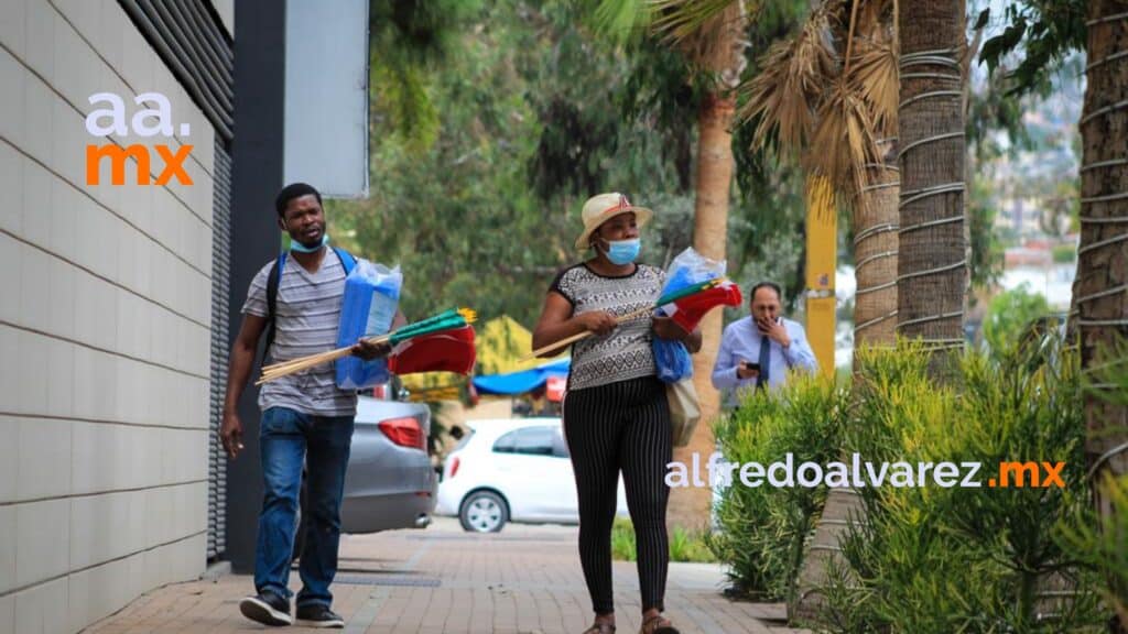 HAITIANOS APROVECHAN EL MES PATRIO