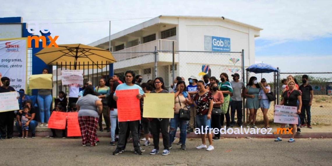 SECUNDARIA SE ENCUENTRA CERRADA POR MOTIVOS DE CAMBIO DE CLAVE