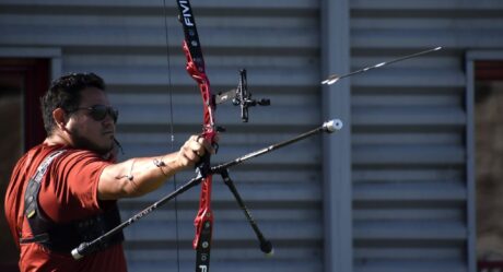 'Abuelo' Álvarez se prepara en el CAR para Paris 2024