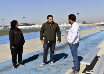 Inician trabajos de rehabilitación de alumbrado en pista de atletismo del CAR