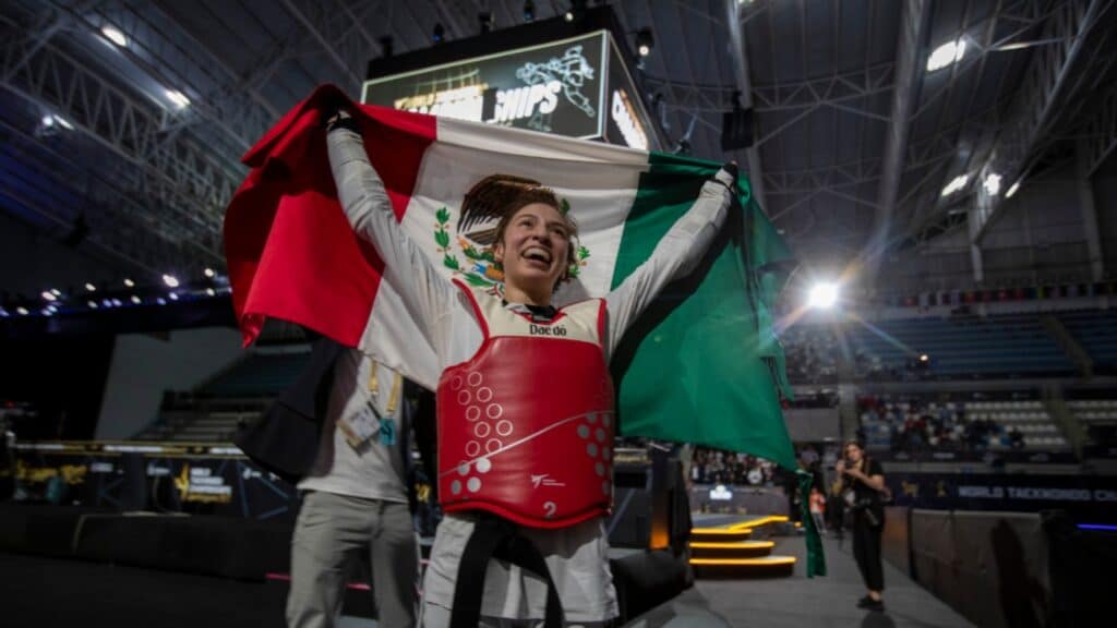 Daniela-Souza-logra-segundo-oro-azteca-Mundial-Taekwondo