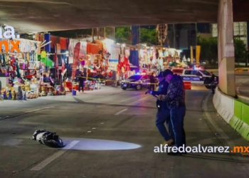 Arrojan cadáver sobre los carriles de la Línea de San Ysidro