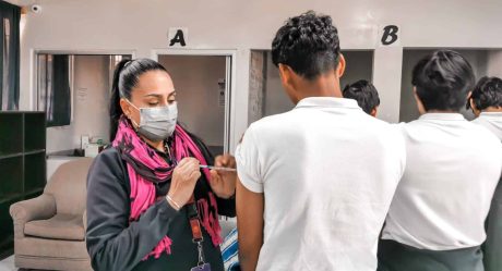 Imjuver lleva campaña de salud preventiva a Cobach Primer Ayuntamiento