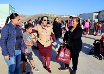 Rosarito destina un promedio de 2 mdp a vialidades en colonia Villa Marina