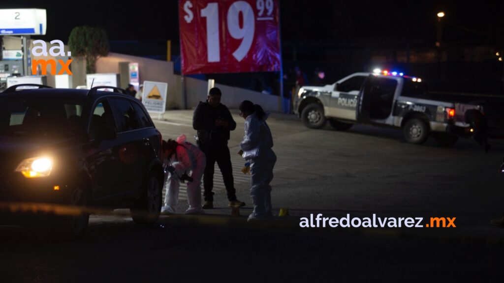 Asesinan a un hombre mientras estaba a bordo de su auto