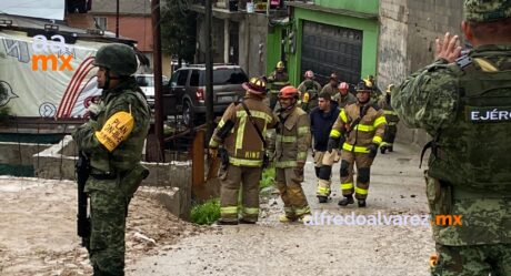 Rescatan cuerpos de dos niñas en derrumbe de colonia Tejamen