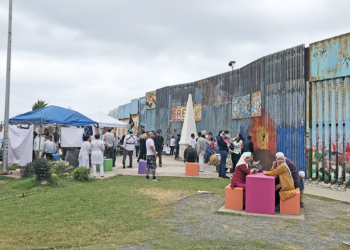 CBP busca renovar el muro en la zona del Parque de la Amistad