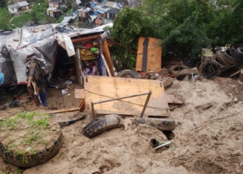 Otro deslizamiento en Tijuana afecta 11 viviendas