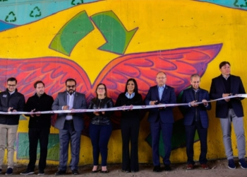 Alcaldesa inaugura mural sobre medio ambiente en Garita de Otay