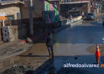 Oleaje alto provocó daños en Rosarito