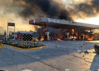 Explosión de una pipa en gasolinera de Tula deja dos muertos