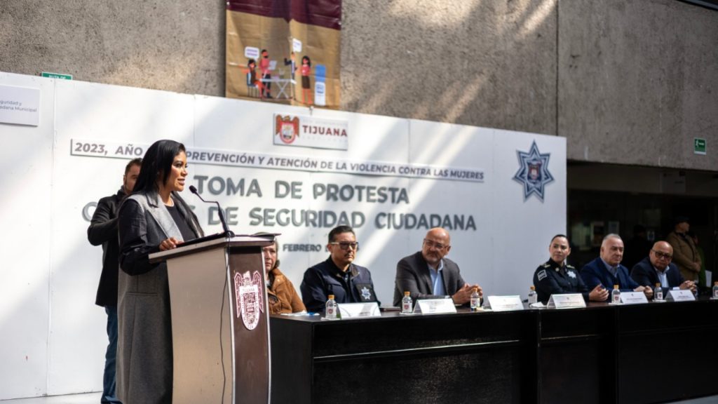 Alcaldesa-Montserrat-Caballero-toma-protesta-Comites-Seguridad