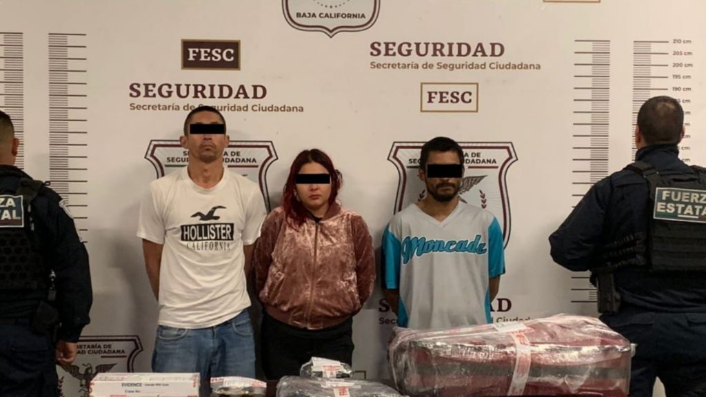 Tres-personas-detenidas-armas-fuego-drogas-chalecos-antibalas