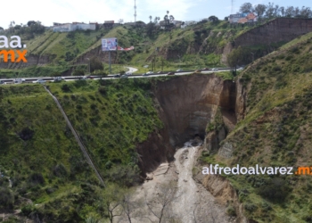 Si carretera a Playas muestra indicios de movimiento cerrarán por completo