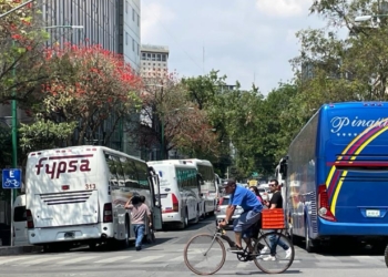 Autobuses de todas partes llegaron a la CDMX para la Marcha de AMLO