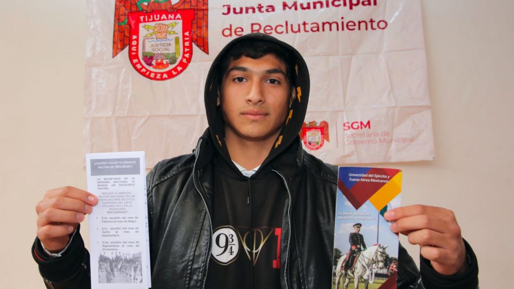 Gobierno-Tijuana-exhorta-jovenes-clase-2005-remisos a registrarse-cartilla-SMN