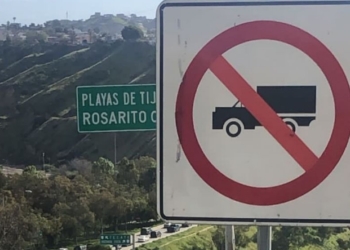 Ayuntamiento pide evitar tráfico pesado sobre carretera a Playas