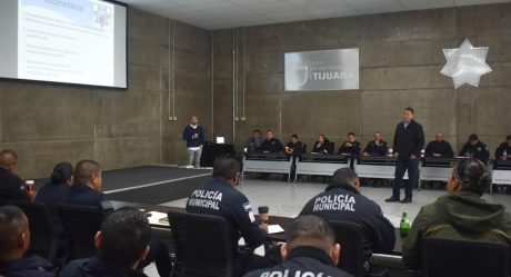 Capacitan a policías de Tijuana en detección de autos robados en EU