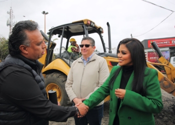 Gobierno municipal continúa con bacheo simultáneo en las 9 delegaciones