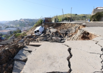 Ayuntamiento de Tijuana continúa con supervisiones del deslave en La Sierra