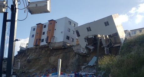 Colapsa edificio del fraccionamiento La Sierra