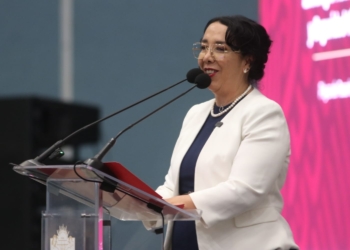 Araceli Brown participa en Foro para construcción de estrategia de movilidad