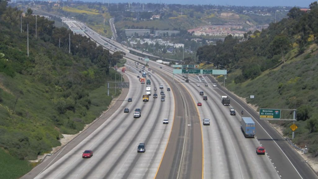 Tras-tiroteo-cerraron-carriles-Interestatal-805