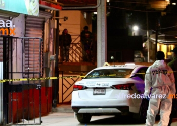 Asesinan a otro taxista dentro de una tienda