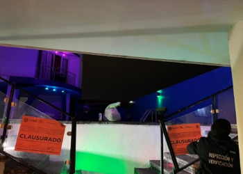 Ayuntamiento clausura salón de eventos por fiesta clandestina con menores