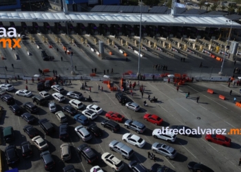 Manifestación de taxistas Rojo y Negro culmina con cierre parcial de la Garita de San Ysidro