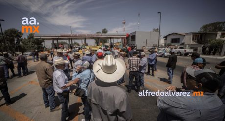 Trigueros se manifiestan y toman la caseta de San Luis Río Colorado