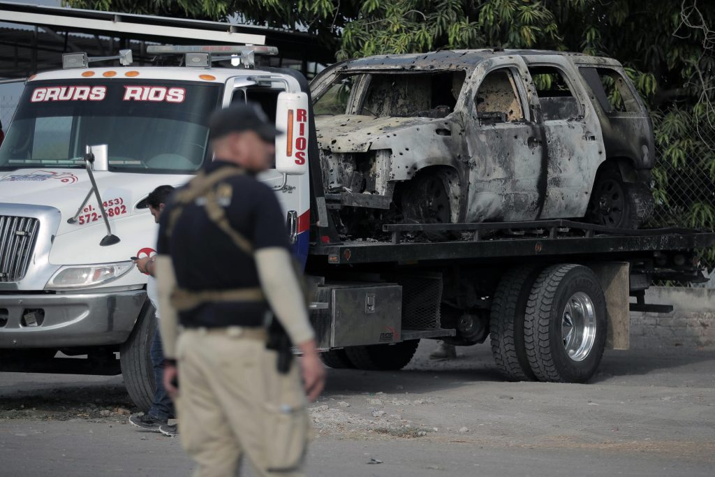 AMLO-que-asesinato-Hipolito-Mora-remanente-gobiernos-pasados